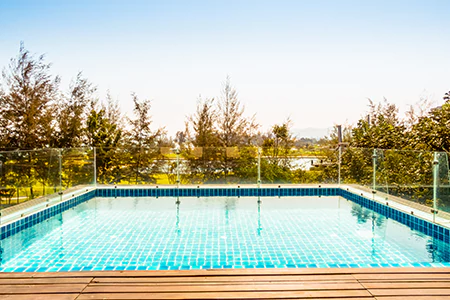 Cost of Glass Pool Fence Repair in Pinecrest, FL